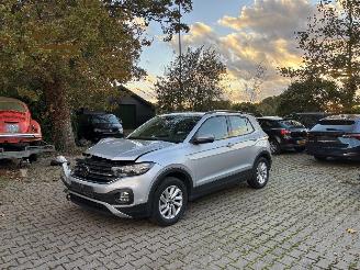 skadebil auto Volkswagen T-Cross TSI NAVI CLIMA CRUISE B.J 2021 2021/1