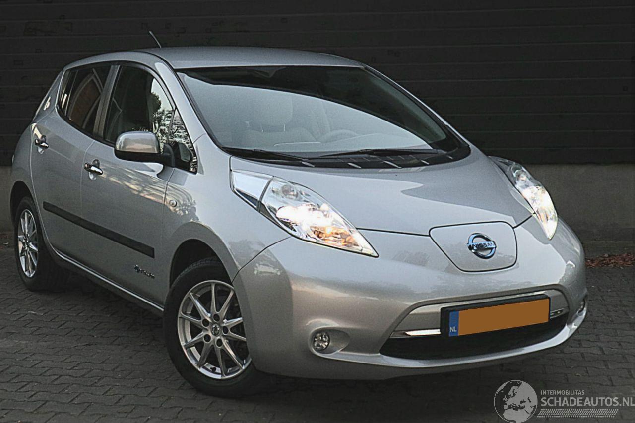 Nissan Leaf AUTOMAAT FULL ELECTRIC Navi Clima Camera lmv B.J 2012 geen schade