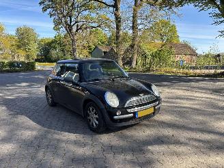 Mini One 1.6 EDITION 3-drs Panoramadak B.J 2002 picture 3