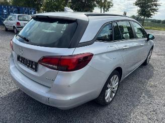 Opel Astra K picture 5