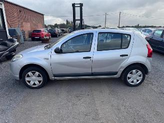 Dacia Sandero I picture 4