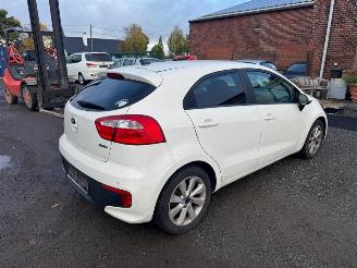 Kia Rio  picture 13