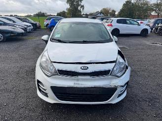 Kia Rio  picture 3