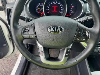 Kia Rio  picture 25