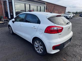 Kia Rio  picture 5