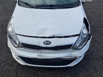 Kia Rio  picture 16