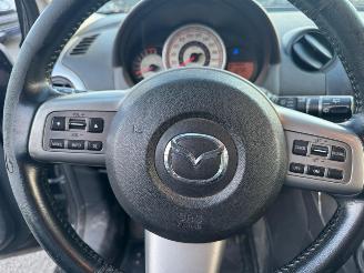 Mazda 2  picture 18