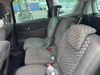 Renault Grand-scenic  picture 26