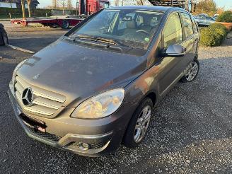 Schadeauto Mercedes B-klasse  2010/4