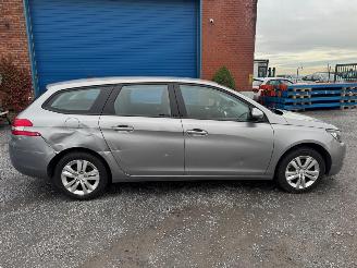 skadebil auto Peugeot 308  2015/1