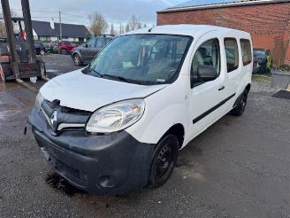 skadebil auto Renault Kangoo  2019/11
