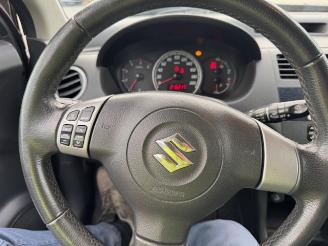 Suzuki Swift  picture 18