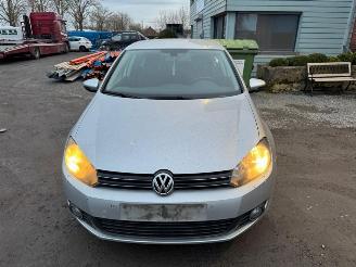 Vaurioauto  passenger cars Volkswagen Golf VI  TEAM 2010/8