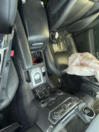 Land Rover Discovery 4 HSE picture 13