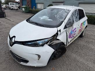 uszkodzony samochody osobowe Renault Zoé  2016/1
