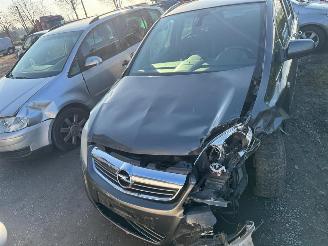 škoda osobní automobily Opel Zafira  2010/10