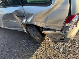 Volkswagen Touran  picture 7