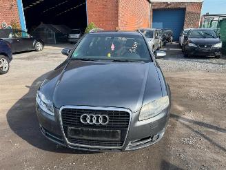 krockskadad bil auto Audi A4  2007/9