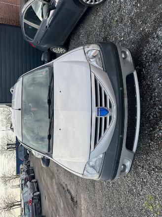 krockskadad bil auto Dacia Logan I  LAUREATE 2008/10