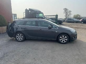 Opel Astra J  COSMO picture 4