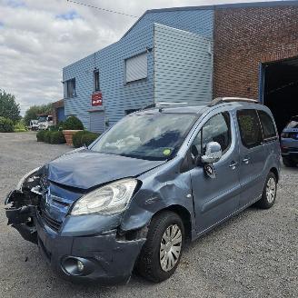 skadebil auto Citroën Berlingo II 2011/9
