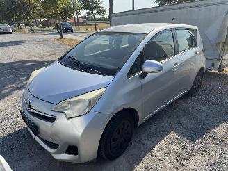  Toyota Verso S  2011/8