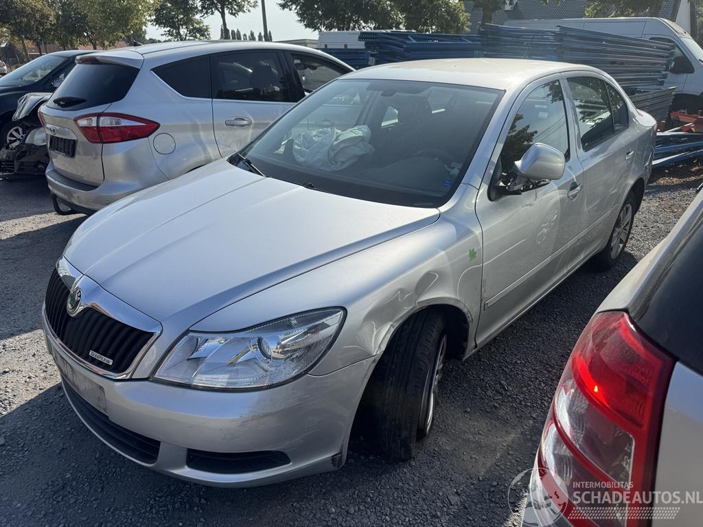 Skoda Octavia II  AMBIENTE