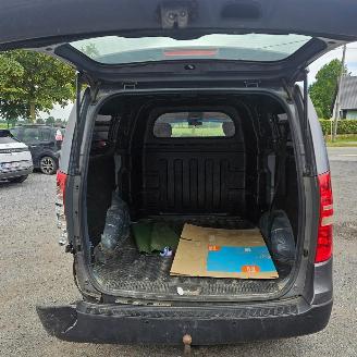 Hyundai H-1  picture 16