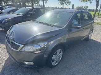 škoda osobní automobily Kia Cee d  2010/5