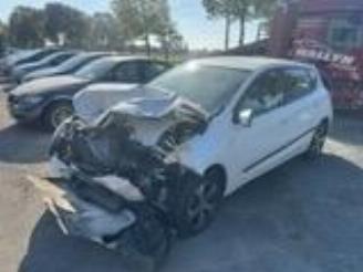 skadebil auto Nissan Pulsar  2017/5
