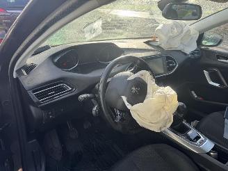 Peugeot 308  picture 18