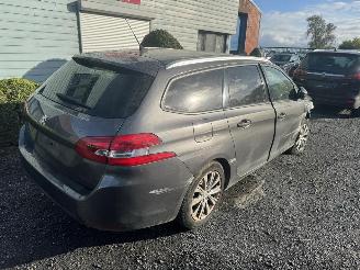 Peugeot 308  picture 8