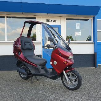 Schade motor Benelli  ADIVA 125CC PIAGGIO 4TAKT 2006/12