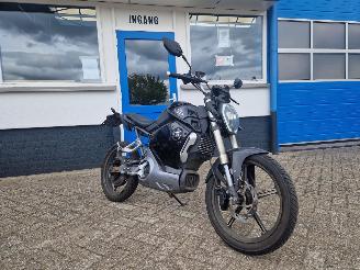 Schade scooter Super Soco  TS 1200R 2020/9