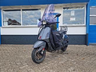 Vespa  SPRINT 45KM picture 13