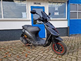  Piaggio  ZIP IGET 45KM 2019/1