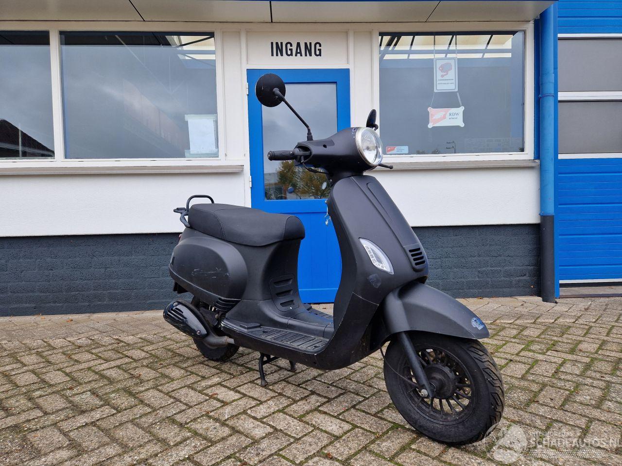 AGM  VX 50 , BROM 45KM