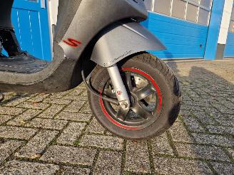 Piaggio  ZIP EURO 4 BROM 45KM picture 7