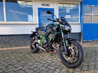 danneggiata motocicli Kawasaki  Z650 , 50KW 3MAAND JONG 2025/8