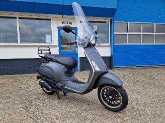 Vespa  SPRINT picture 2