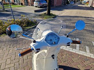 Vespa  VESPA C38 LX 2TAKT 1E EIGENAAR picture 16