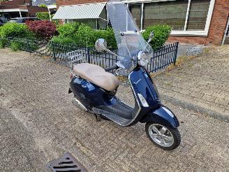 damaged scooters Vespa  PRIMAVERA 1 EIGENAAR 2014/4