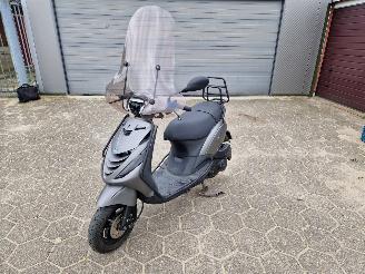 Piaggio  ZIP picture 9