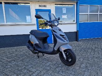  Piaggio  ZIP 45KM BROM E5 2022/6