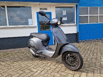  Vespa  SPRINT 2015/4