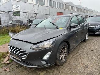 Vrakbiler auto Ford Focus Focus 4 Wagon, Combi, 2018 / 2025 1.0 Ti-VCT EcoBoost 12V 125 2019/3