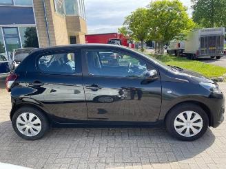 Peugeot 108 108, Hatchback, 2014 1.0 12V VVT-i picture 5