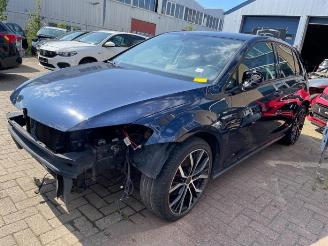 Vrakbiler auto Volkswagen Golf Golf VII (AUA), Hatchback, 2012 / 2021 1.6 TDI 16V 2016/1