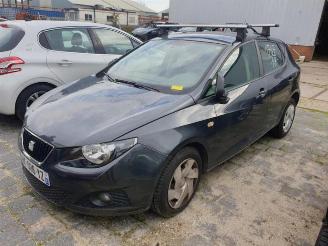 Sloopauto Seat Ibiza Ibiza IV (6J5), Hatchback 5-drs, 2008 / 2017 1.2 TDI Ecomotive 2011