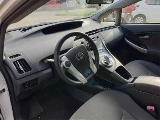 Toyota Prius Prius (ZVW3), Hatchback, 2009 / 2016 1.8 16V picture 6